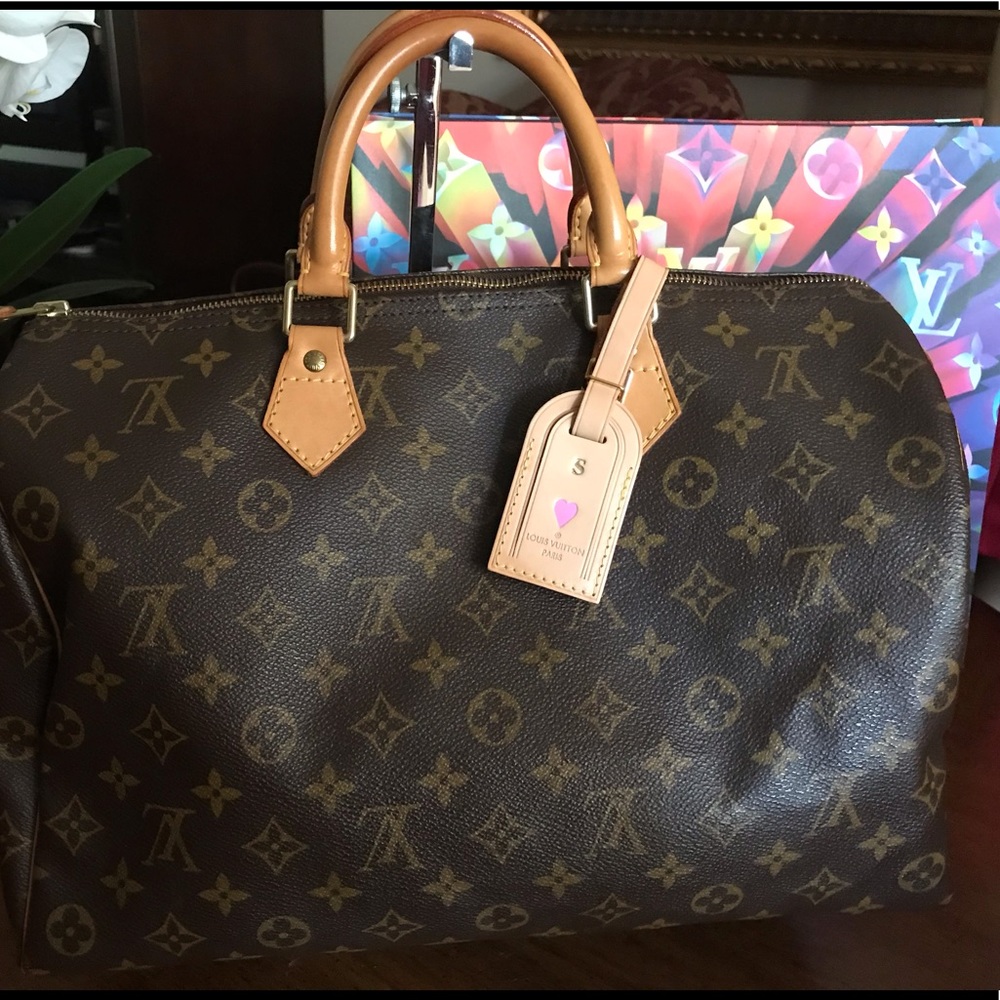 Speedy 35 monogram.